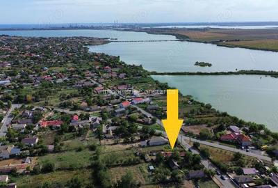 Casă cu 7 camere cu Teren 1000 Mp în Corbu - 2