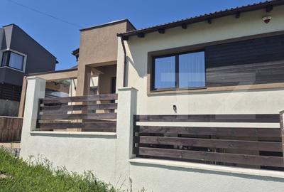 Casă individuală cu 4 camere în Sâncraiu de Mureș