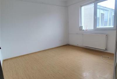 Apartament cu 2 camere decomandat în Mărășești - 2