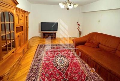 Apartament cu 3 camere decomandat în Boul Roșu - 4