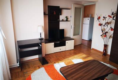 Garsonieră decomandată în Decebal - 4