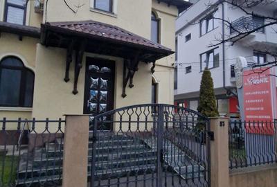 Spațiu comercial, de 97 mp, în Central - 5