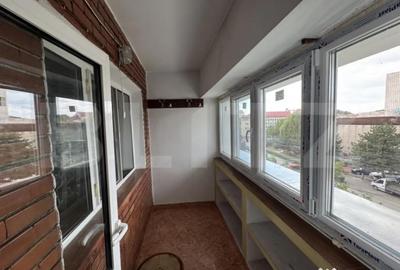 Apartament cu 4 camere decomandat în Victoria - 2