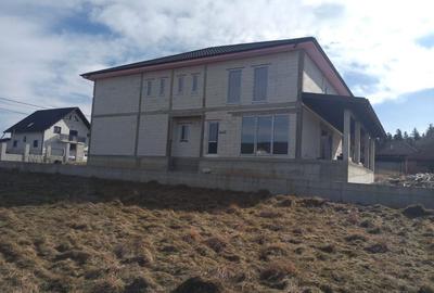 Casă cu 4 camere în Volovăț - 3