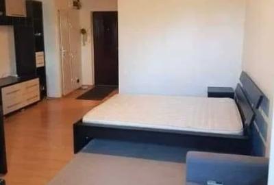 Piata Muncii,Metrou,bloc  MIXT,et.3/8,DECOMANDATA,Amenajata,Libera - 2