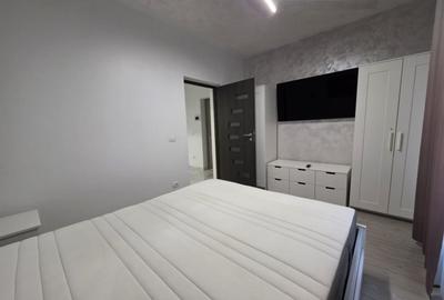 Apartament cu 2 camere decomandat în Podul de Fier - 10