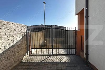 Casă cu Teren 200 Mp în Cetate - 13