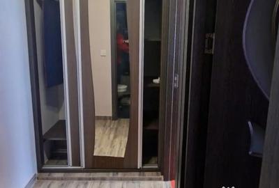 Garsonieră decomandată în Far - 4