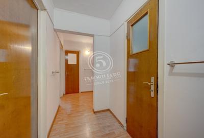 Apartament cu 3 camere decomandat în Drumul Taberei - 10