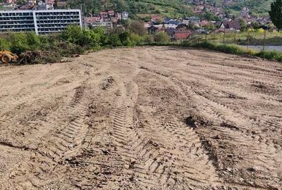 Teren de 1758 mp, în Spitalul Județean - 3