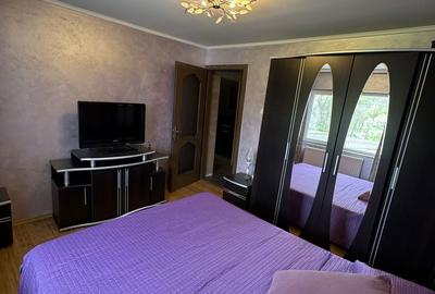 Apartament cu 3 camere decomandat în Central - 3