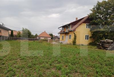 Casa dubla in comuna Hatuica, chiar in vecinatatea ba - 11