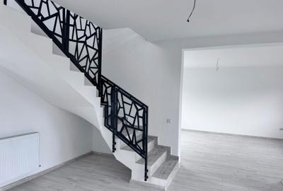 Casă cu 3 camere în Central - 4