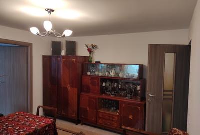 Apartament 2 camere,semidecomandat,38mp,parter,renovat,Nuferilor