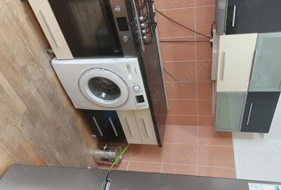 Apartament cu 3 camere decomandat în Central - 2