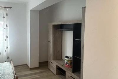 Garsonieră decomandată în Micro 14 - 3