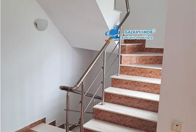 Casă cu 4 camere decomandat în Trivale - 8