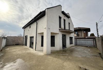 Casă cu Teren 242 Mp în Izvoare - 2