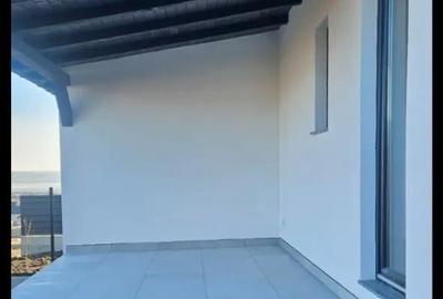 Casă cu 4 camere cu Teren 250 Mp în Ipotești