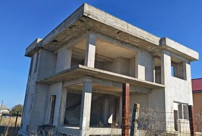 Casa la rosu  de vanzare in Constanta - 9