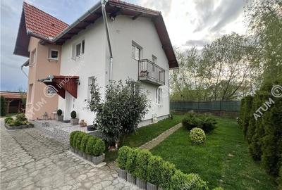 Casa individuala cu 5 camere si 3 bai cu teren de 356 mp zona Veterani