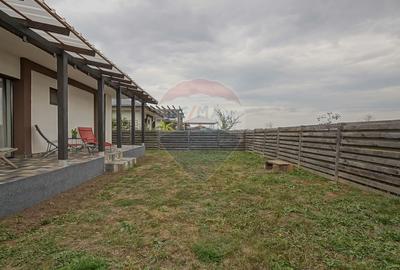 Casă cu 4 camere cu Teren 486 Mp în Cristian - 11