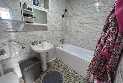 Casă cu 3 camere în Central