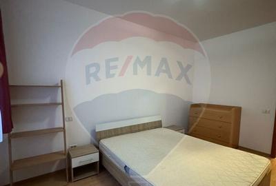 Apartament cu 2 camere semidecomandat în Răcădău