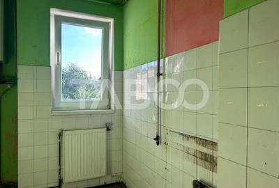 Apartament de vanzare 2 camere decomandate 33 mp zona Stejarului - 3
