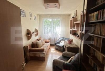 Apartament cu 4 camere decomandat în Calea Moldovei - 3