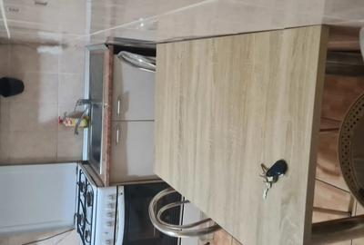 Inchiriez apartament - 2