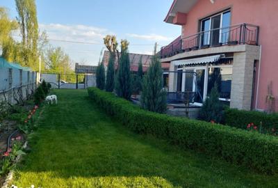 Casă cu 4 camere cu Teren 812 Mp în Nord - 2