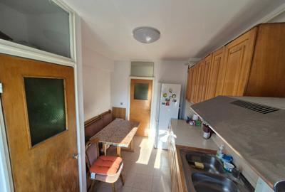 Apartament de 3 camere-Centrul Civic - 9