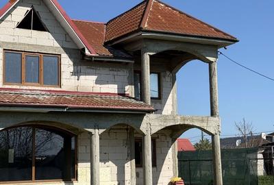 Casă cu 4 camere în Limanu - 7