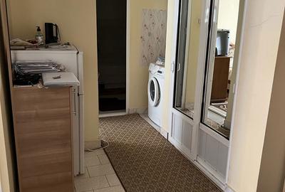 Apartament cu 2 camere decomandat, mobilat în C5 - 1
