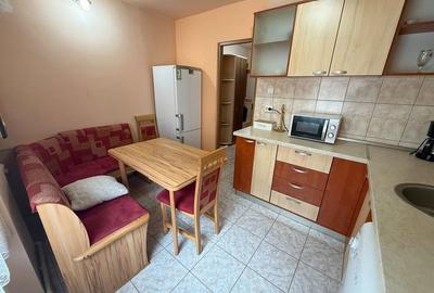 Apartament cu 2 camere decomandat în Exterior Vest