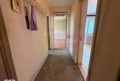 Apartament cu 3 camere decomandat în Berceni - 2