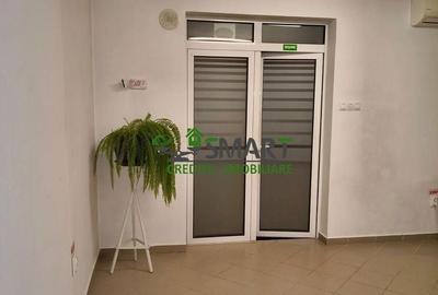Spațiu comercial, de 50 mp, în Central - 2