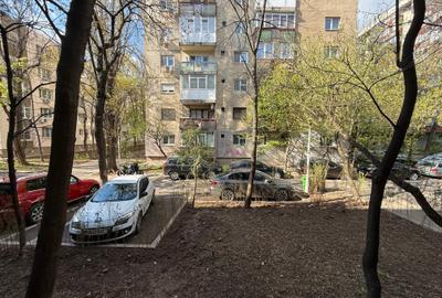 Garsonieră decomandată, mobilată în Drumul Taberei - 9