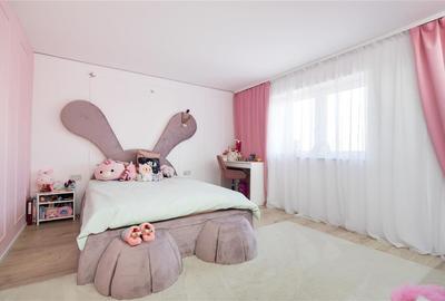 Casă cu 5 camere cu Teren 900 Mp în Oncea - 23