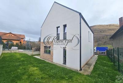 Locuinta moderna in Tauti, ansamblu restrans si zona linistita - 3