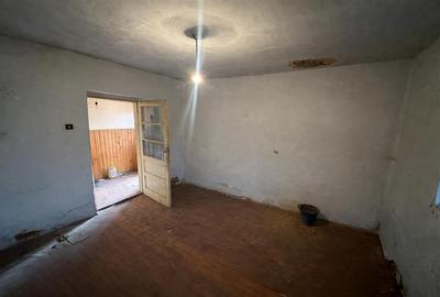 Casă cu 3 camere cu Teren 450 Mp în Cantemir - 4