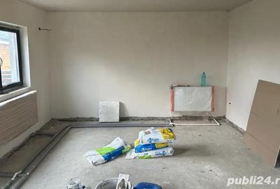 Casă cu 4 camere cu Teren 350 Mp în 1 Decembrie - 8