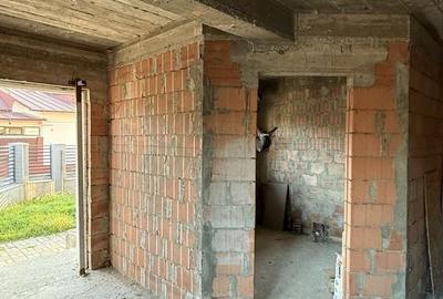 Casă cu 3 camere în Exterior Vest - 2