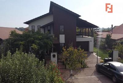 Casa individuala cu 5 camere de vanzare in Sag - ID V155 - 30