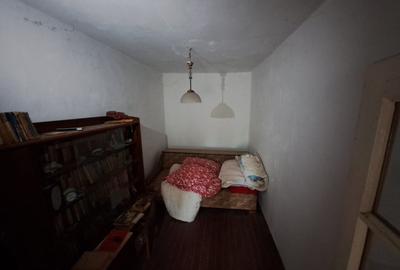 Casă individuală cu 3 camere cu Canalizare în Central - 13