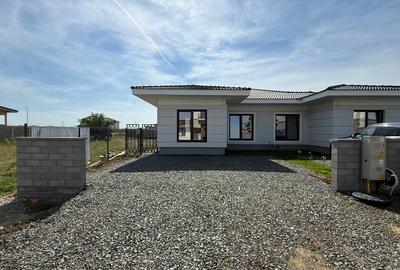 Duplex cu 3 camere cu Canalizare în Moșnița Nouă - 2