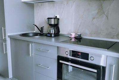 Garsonieră decomandată în Central - 7