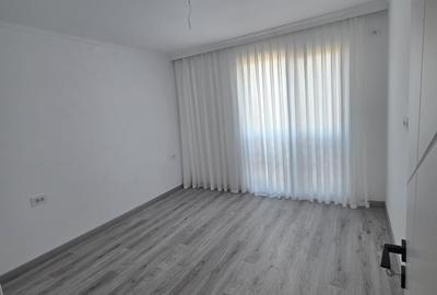 Casă cu 5 camere cu Teren 210 Mp în Odăi - 4