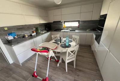 Casă cu 5 camere cu Teren 604 Mp în Central - 14